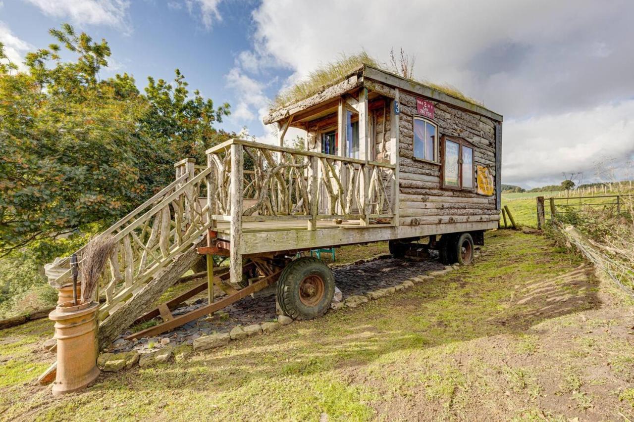 2X Double Bed - Glamping Wagon Dalby Forest Scarborough Zewnętrze zdjęcie