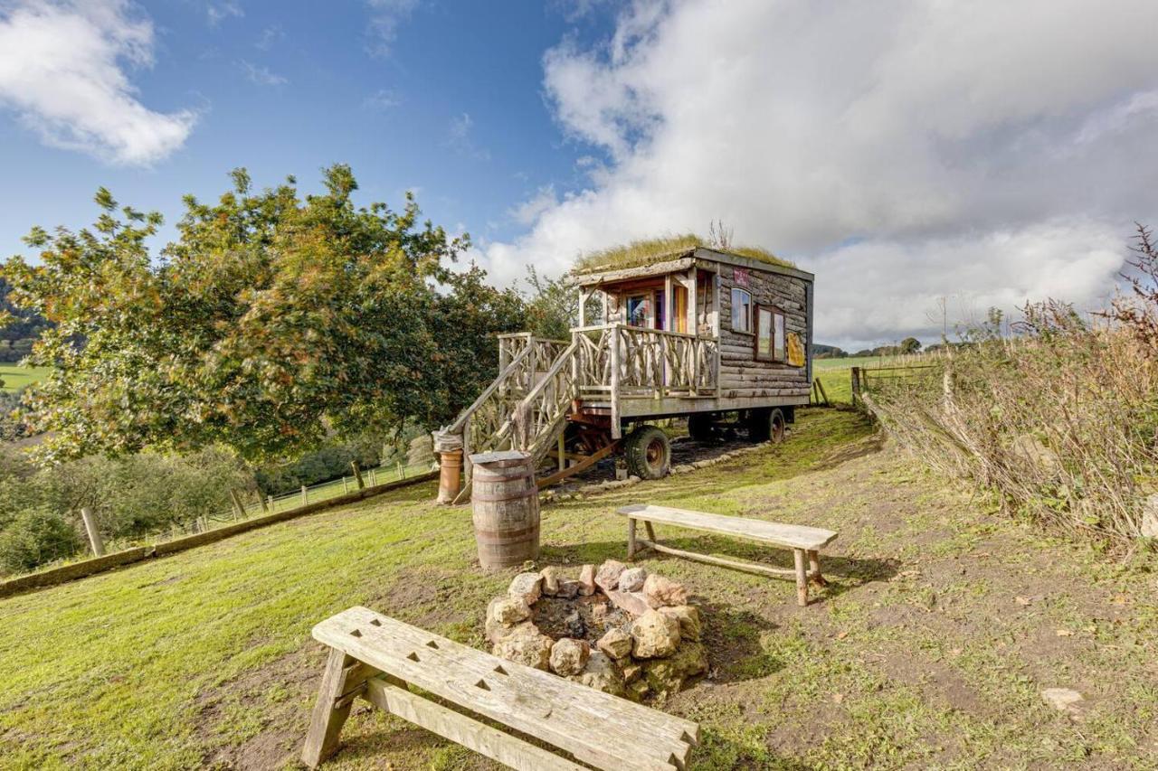 2X Double Bed - Glamping Wagon Dalby Forest Scarborough Zewnętrze zdjęcie